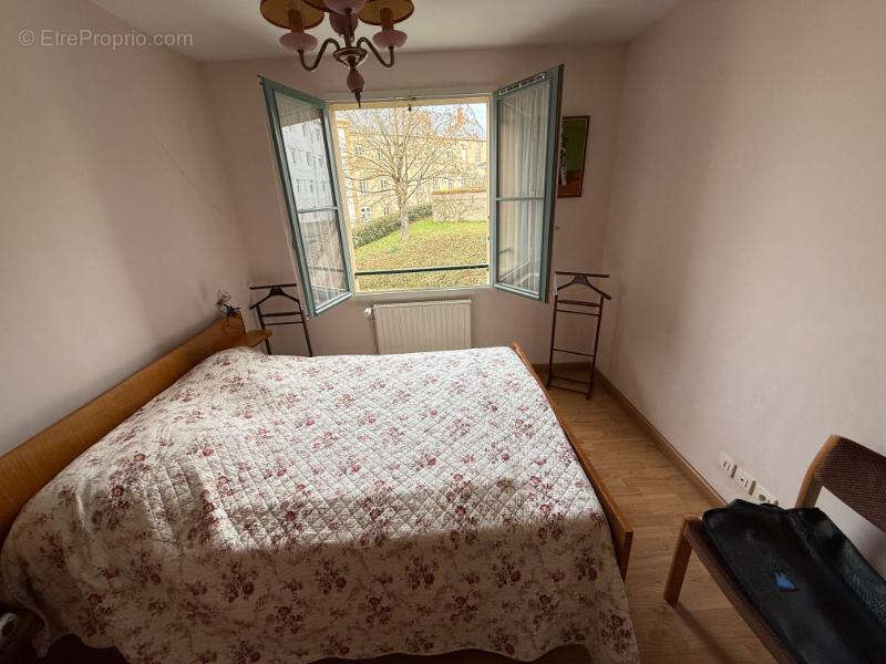 Appartement à MOULINS