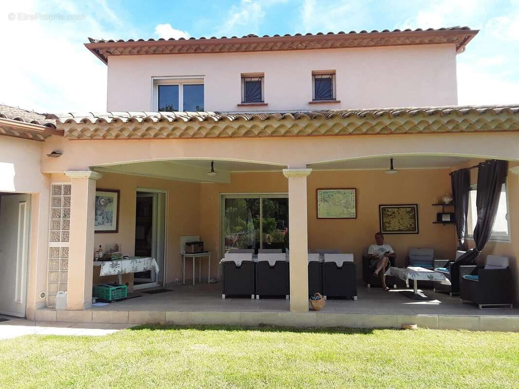 Maison à LAMALOU-LES-BAINS