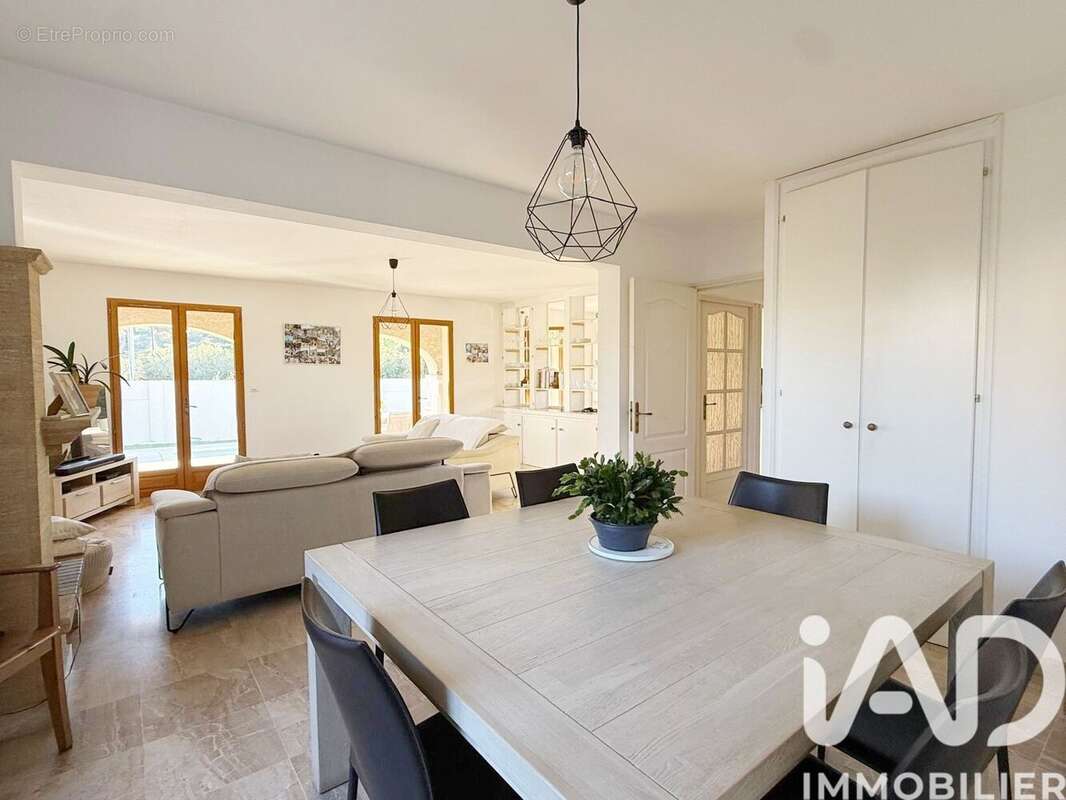 Photo 6 - Maison à CARQUEIRANNE