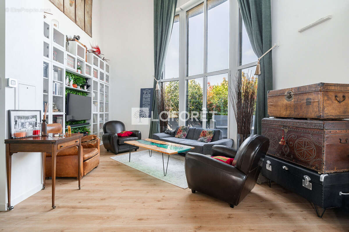Appartement à COLOMBES