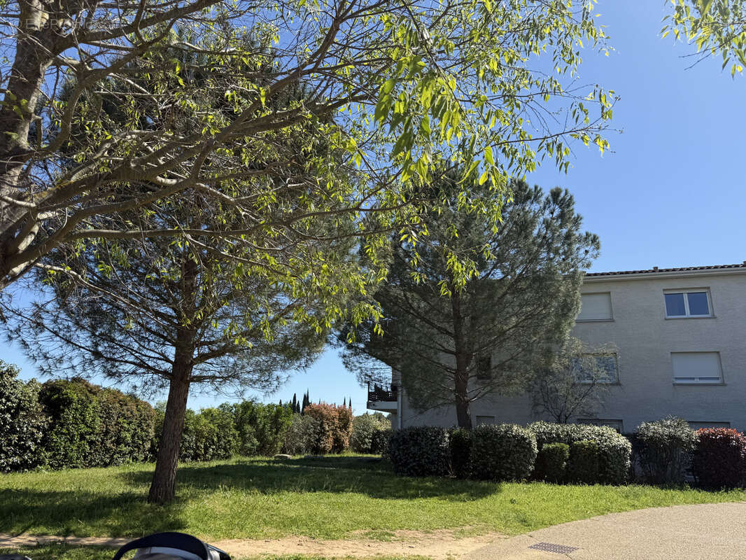 Appartement à RODILHAN