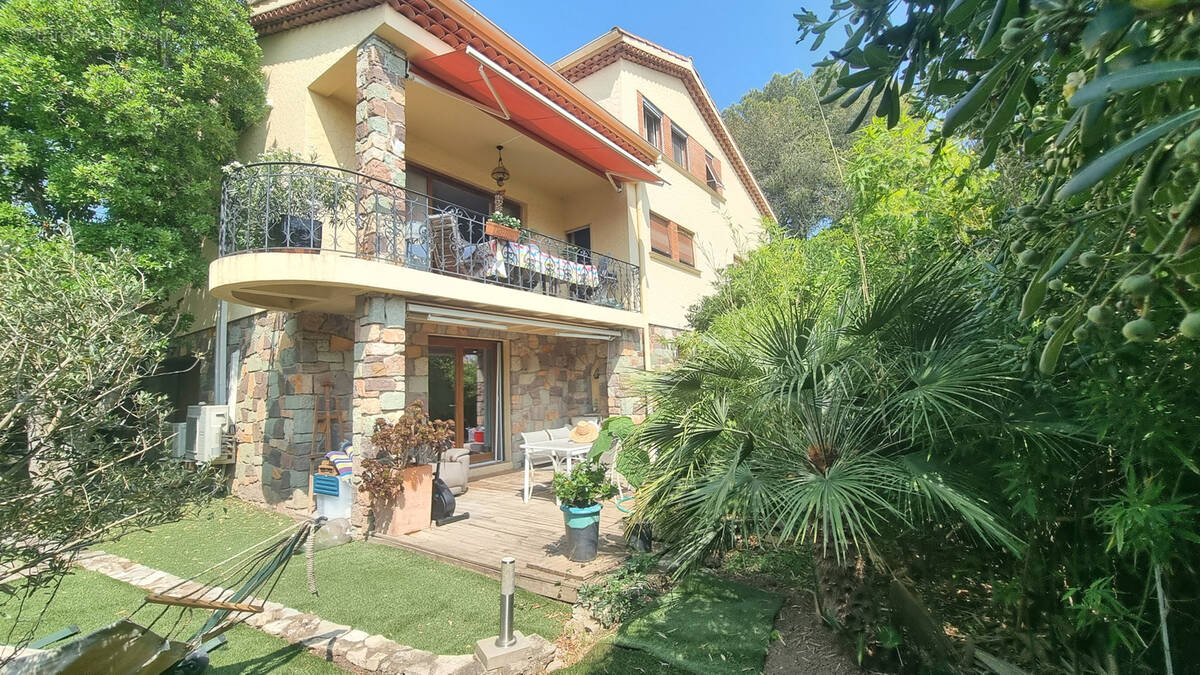 Maison à SAINT-RAPHAEL