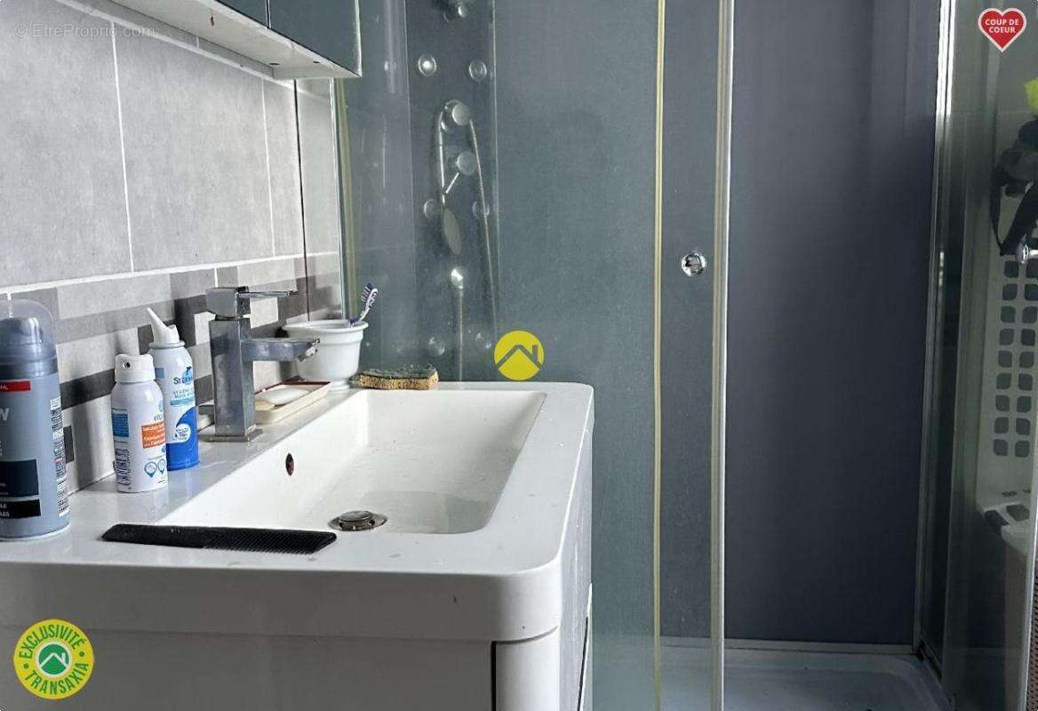 Maison à LA GUERCHE-SUR-L'AUBOIS