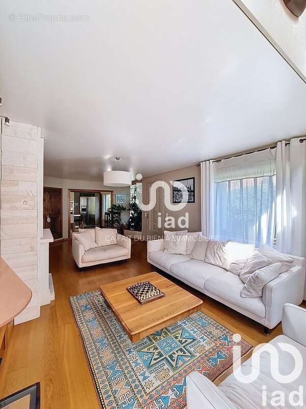 Photo 3 - Maison à LIVERDY-EN-BRIE