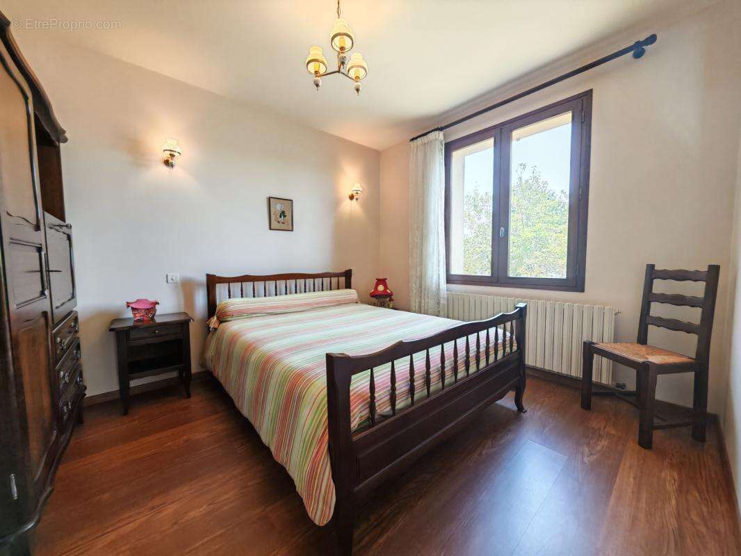 Maison de 145 m² en parfait état avec sous-sol intégral - 5 min de Riscle - photo 7