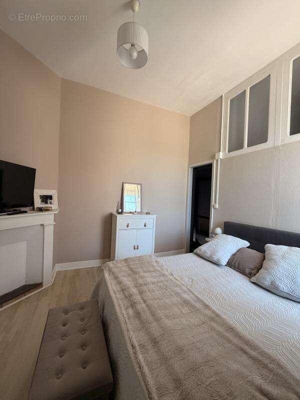Maison 180 m² à Piegut-Pluviers  - photo 18