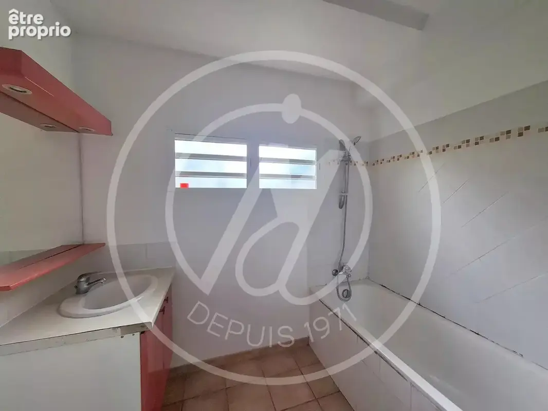 A vendre 225 000€ - appartement 3 pieces de 80m² - baie mahault * - photo 3