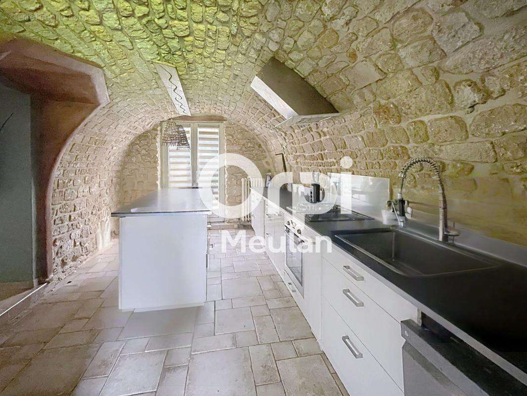 Appartement à SERAINCOURT