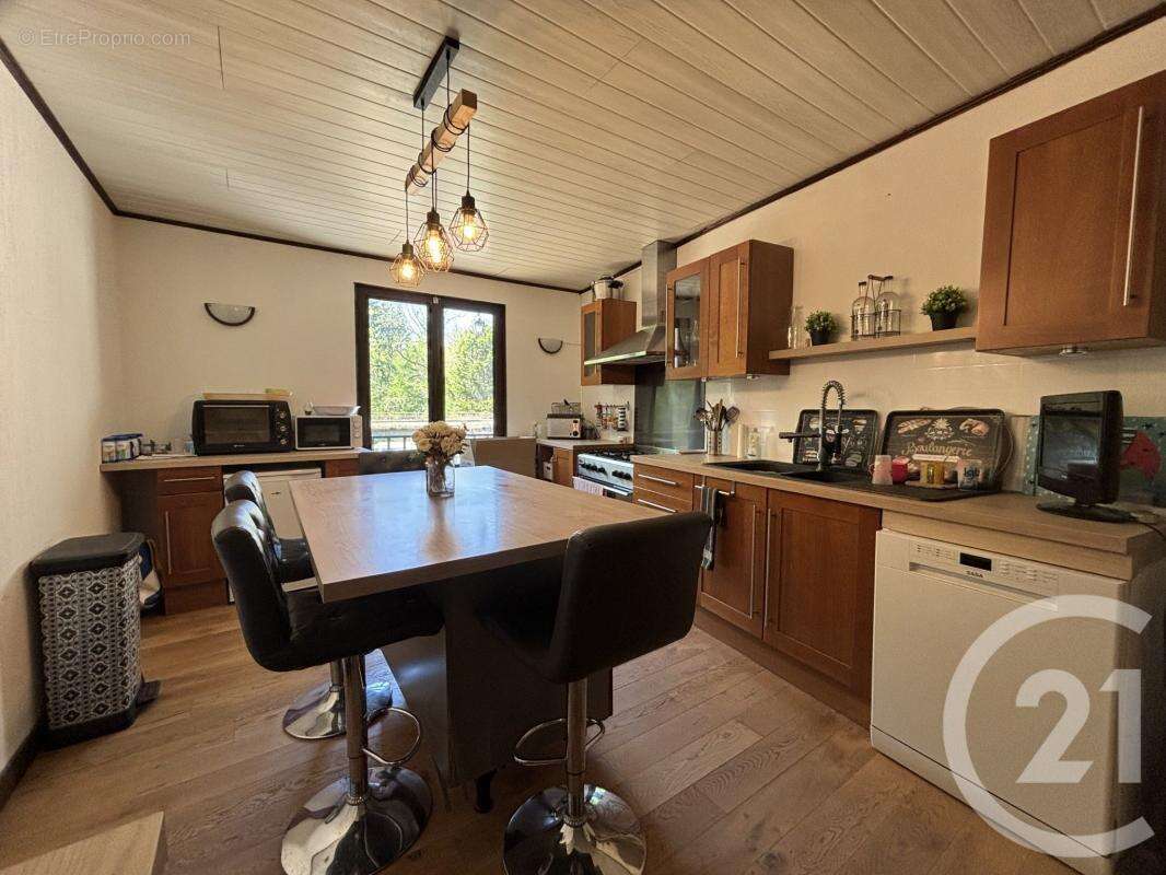 Maison 280 m² à Aixe-Sur-Vienne  - photo 15