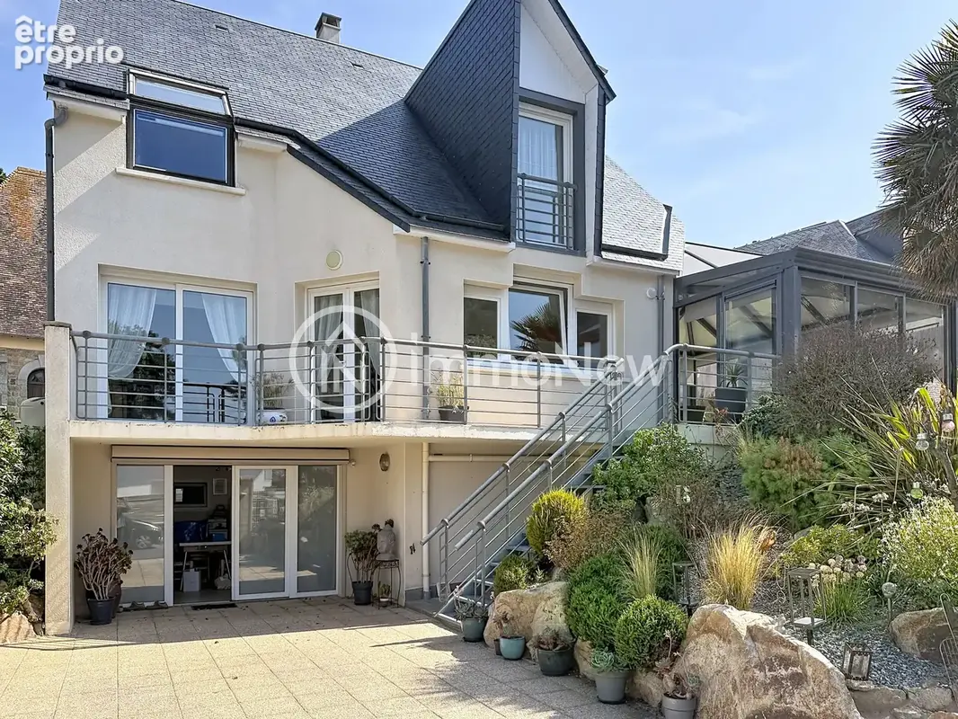 Maison à JULLOUVILLE
