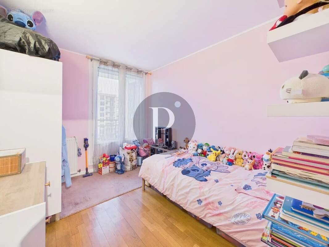 Appartement à CHILLY-MAZARIN