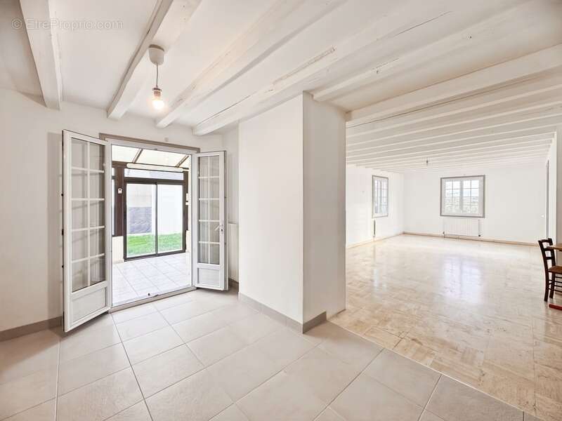 Maison à MURS-ERIGNE