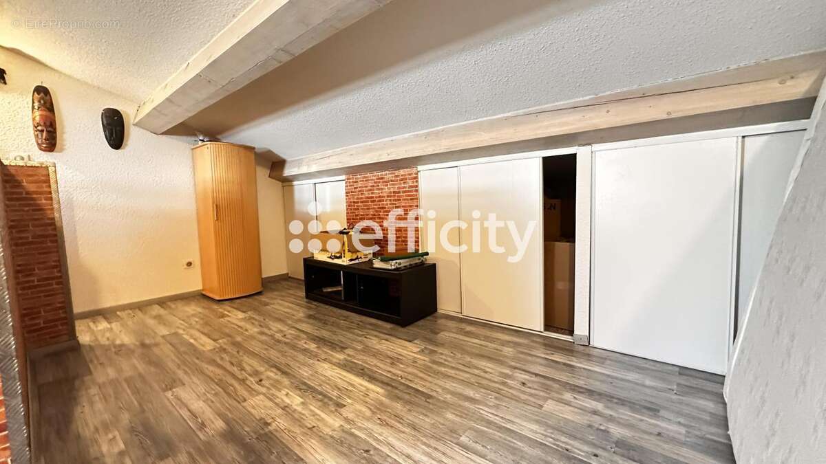 Maison à BOUQUET