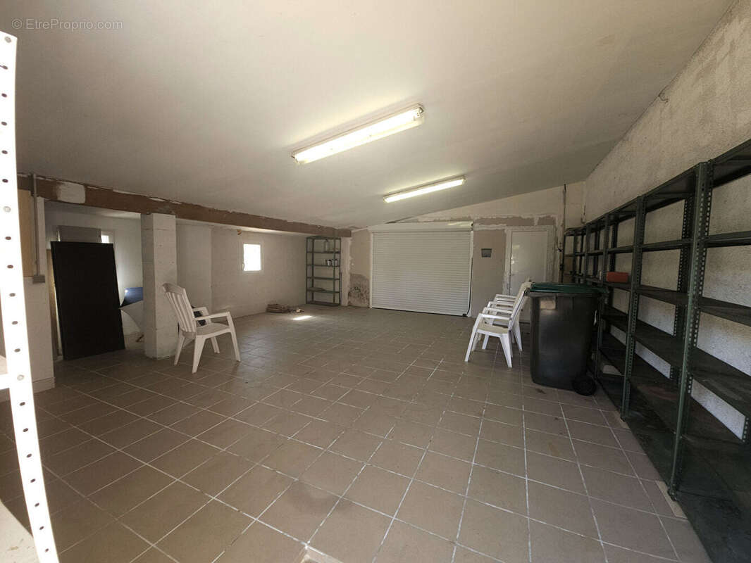 Colomiers - Plain-pied de 142 m², 4 chambres, terrain clos de 1 137 m² - photo 11
