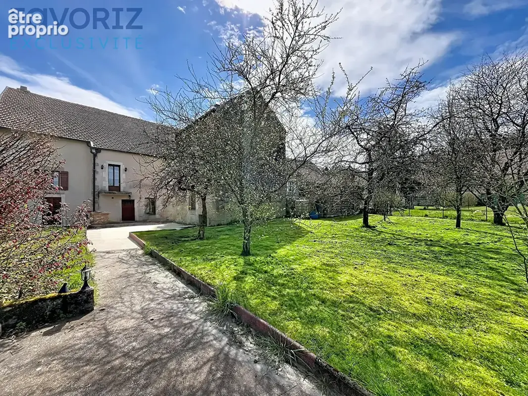 Maison Noidant Le Rocheux 6 pièce(s) 226 m2 - photo 12