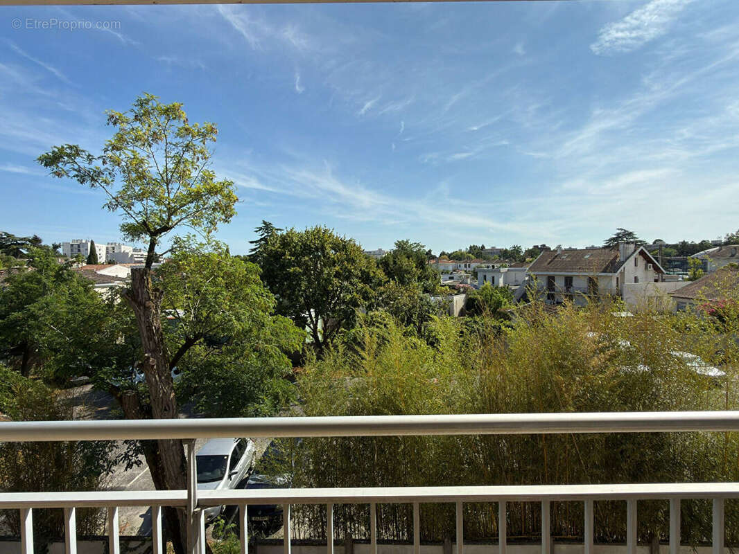 Bordeaux Caudéran Appartement 2 pièce(s) 46.47 m2 - photo 2