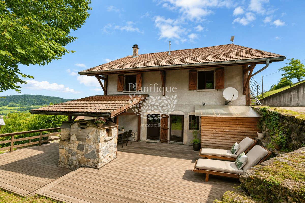 Maison à VIUZ-EN-SALLAZ