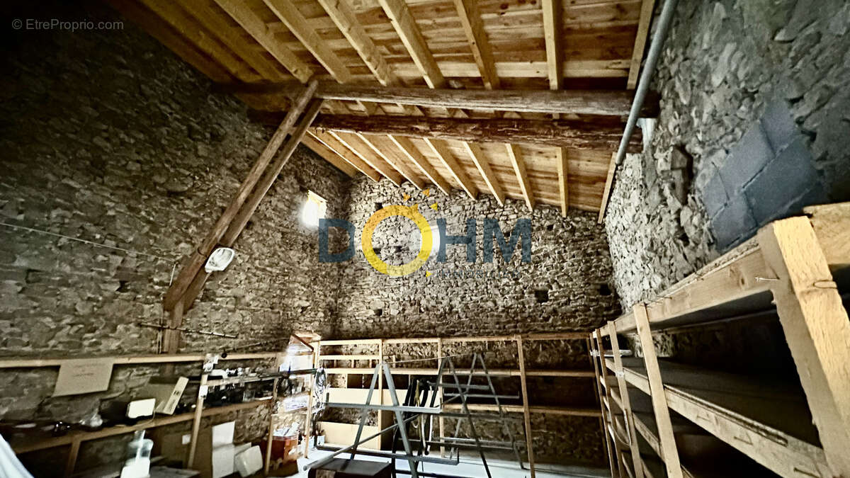 Maison à CHAMPAGNAC-LE-VIEUX
