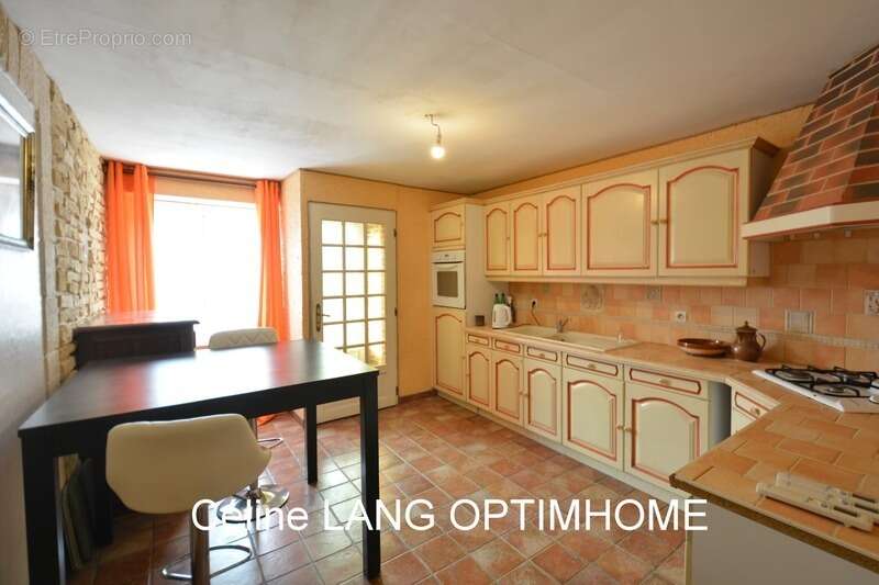 Maison à FRANCHEVAL