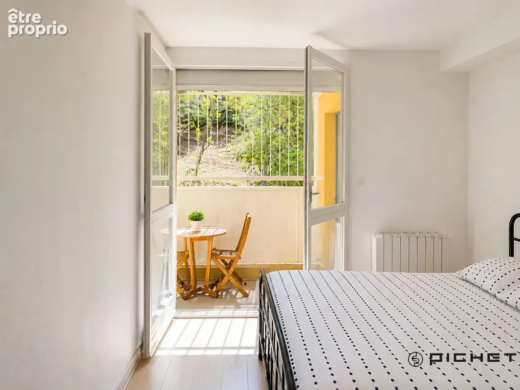 Duplex traversant avec extérieurs et cave - Saint-Jérôme - photo 4