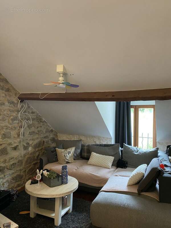 Maison à PEYRAT-LE-CHATEAU