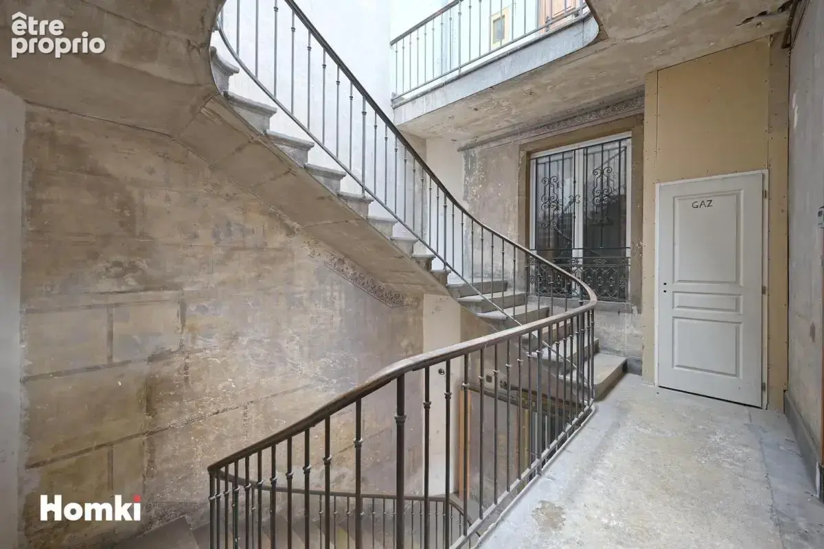 Appartement T4 de 105 m² à Belley 01300, Place des Terreaux - photo 12