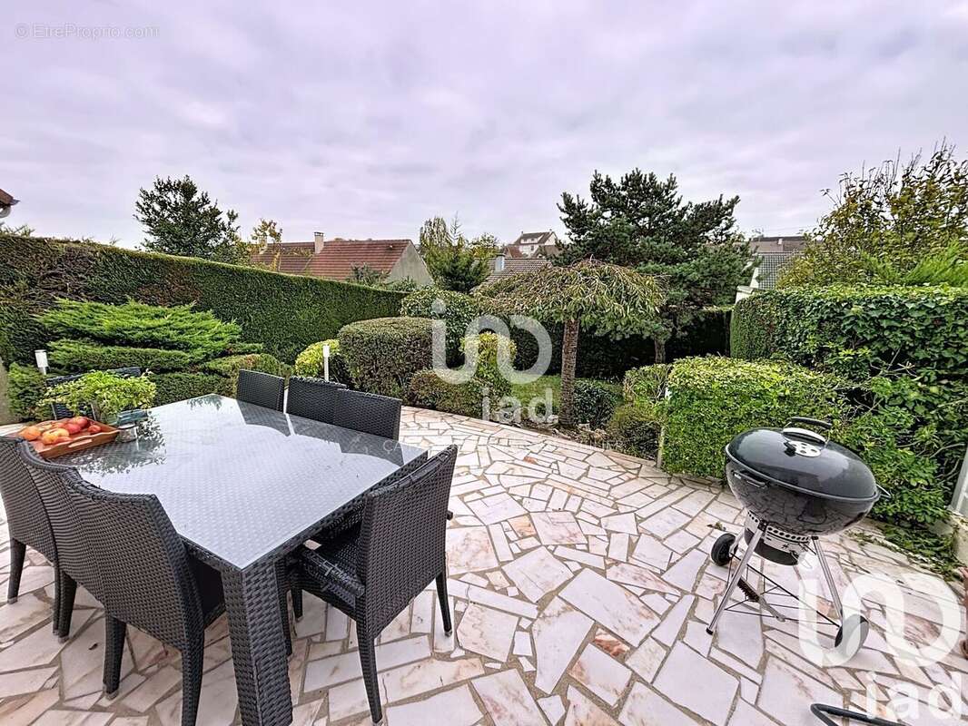 Photo 2 - Maison à BREUILLET