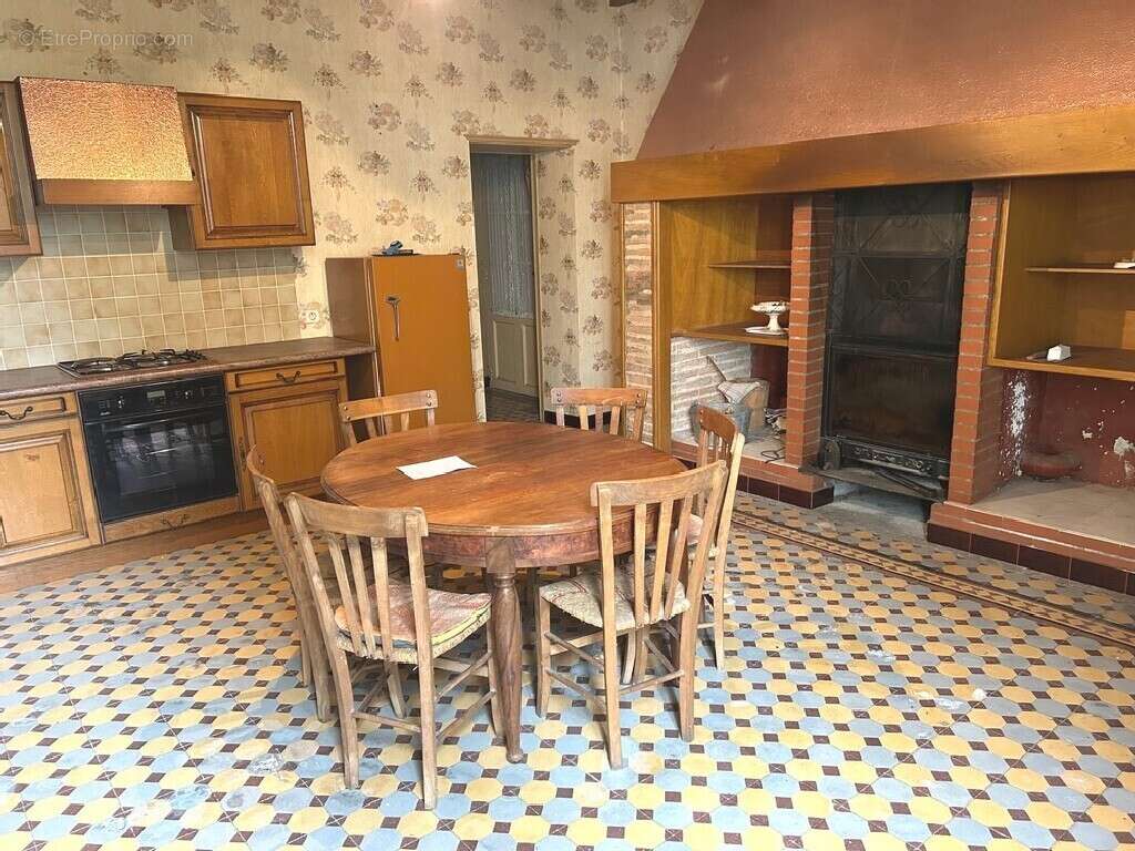 Maison à LABASTIDE-SAINT-GEORGES