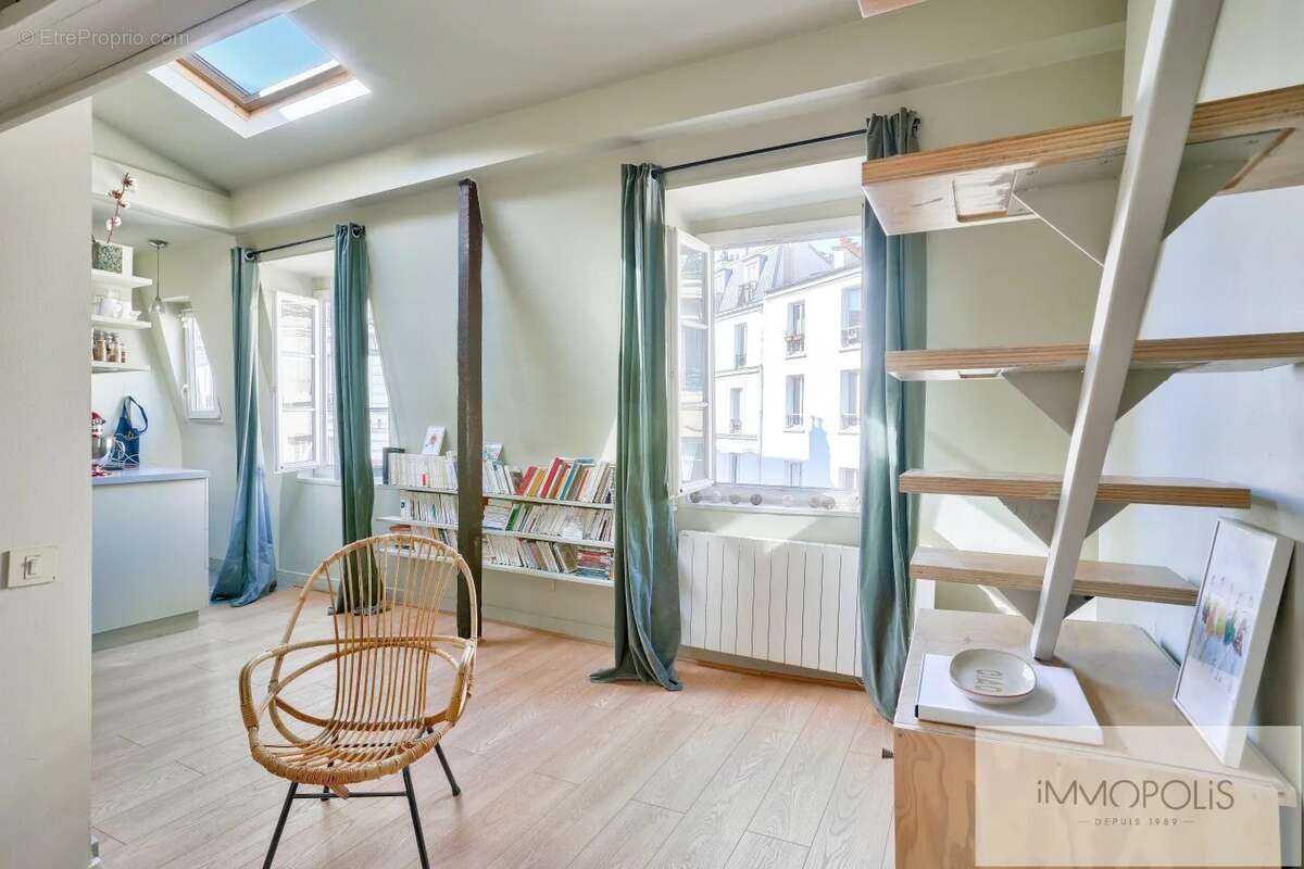 Appartement à PARIS-18E
