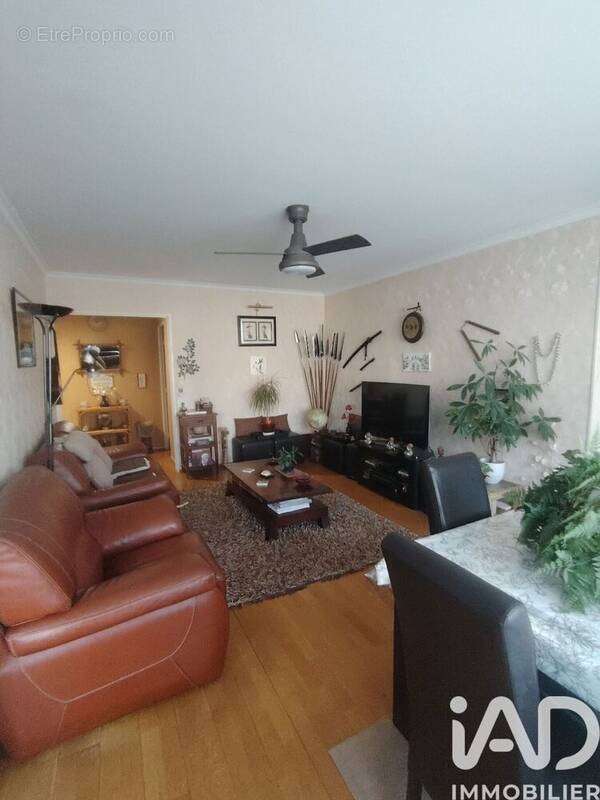 Photo 1 - Appartement à LES ULIS