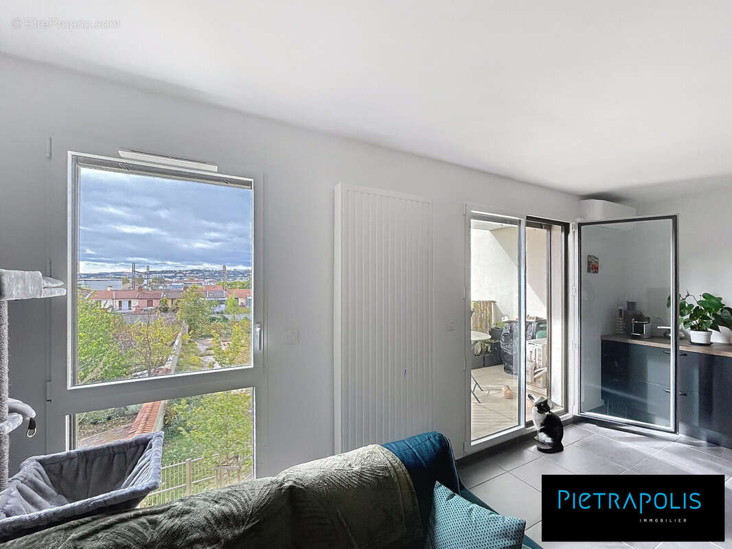 Appartement à LYON-8E