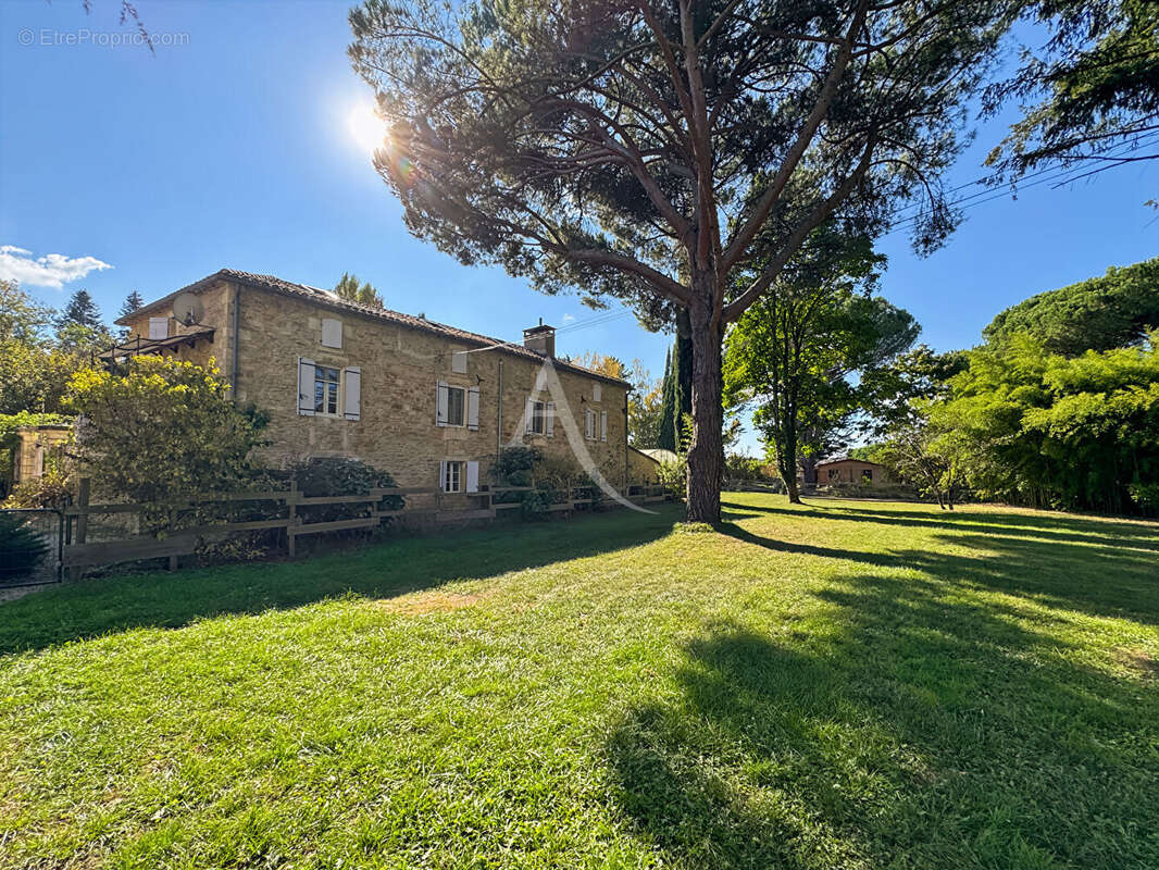 Maison à PRAYSSAC