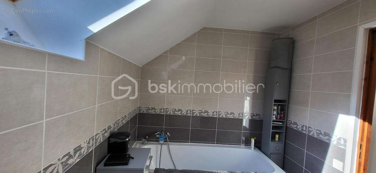 Maison de 100 m² impeccables et vue sur montagne - photo 10