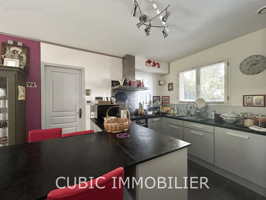 Maison à VILLEFRANCHE-SUR-SAONE