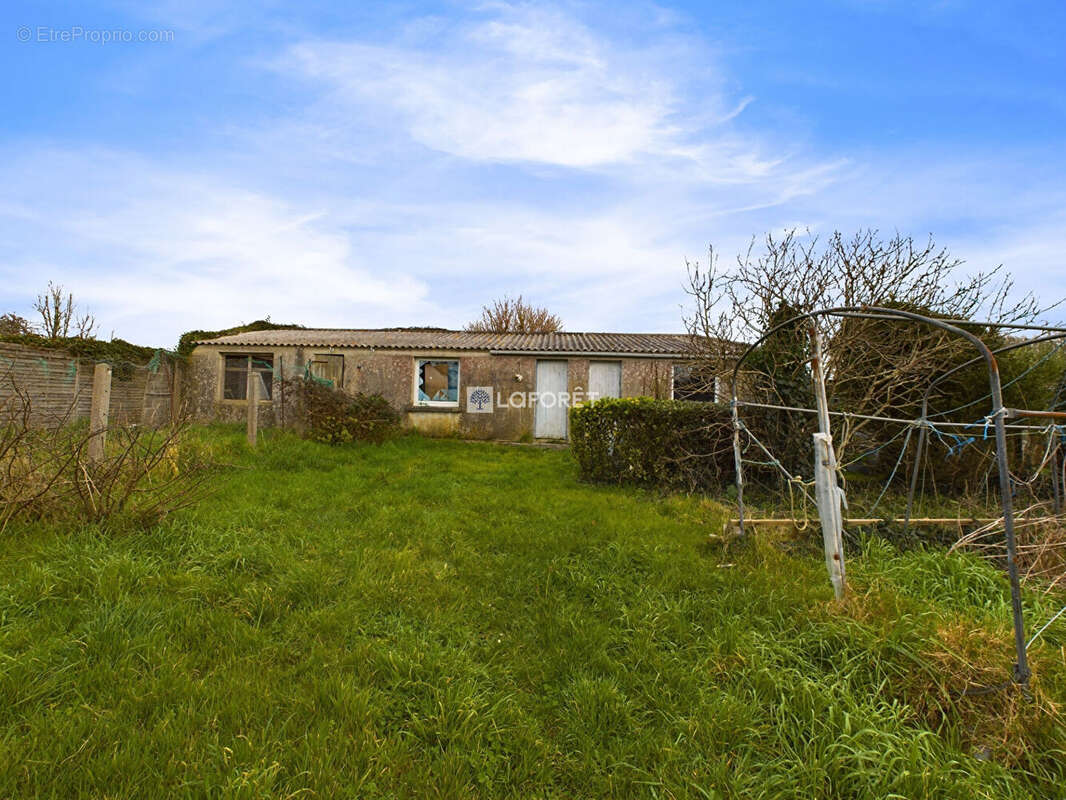 Maison à AUDIERNE