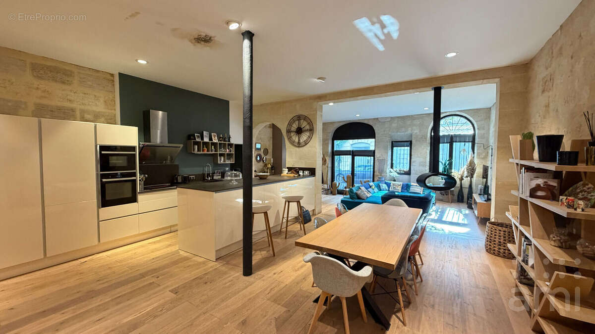Appartement à BORDEAUX