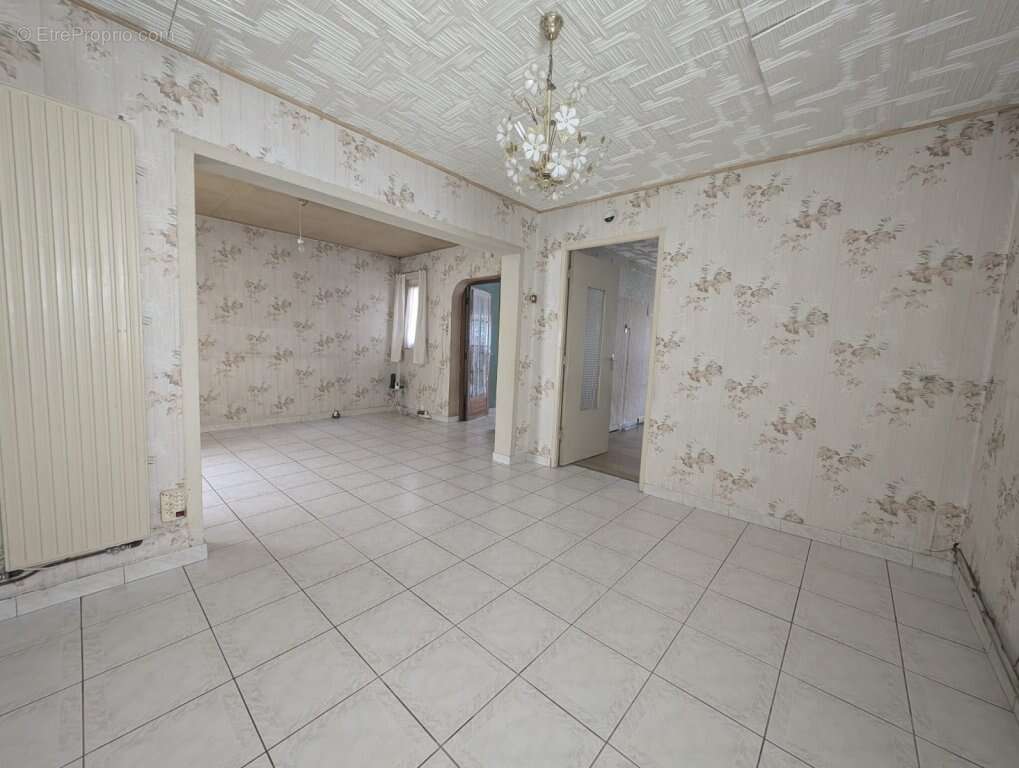 Plain Pied individuel avec garage - photo 5