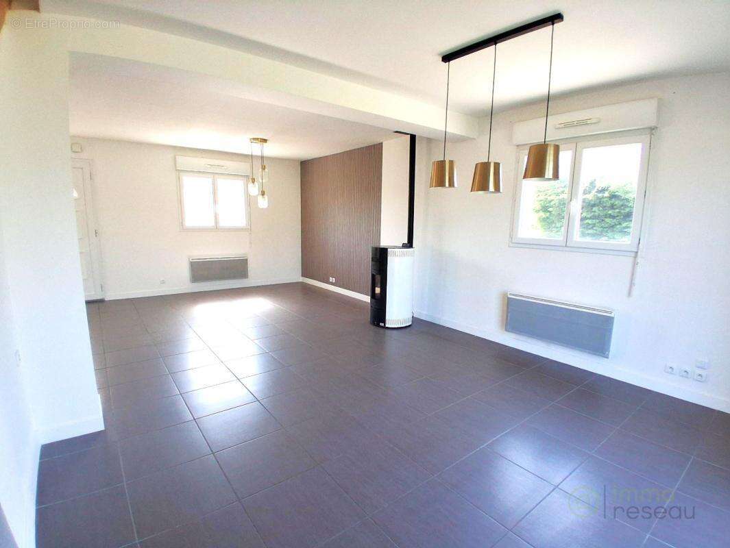 Maison 102 m² à Plouguerneau  - photo 4
