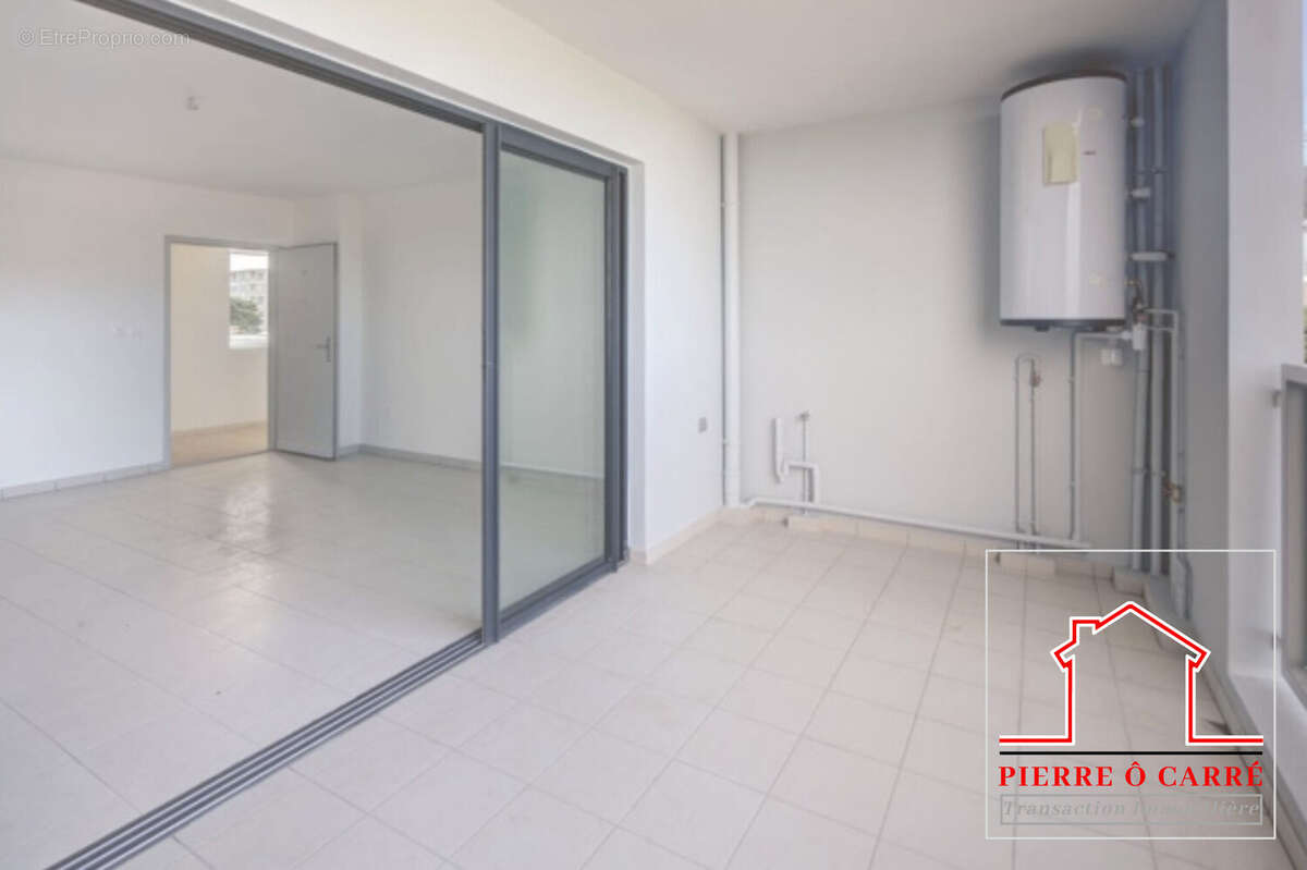 Appartement à SAINT-DENIS