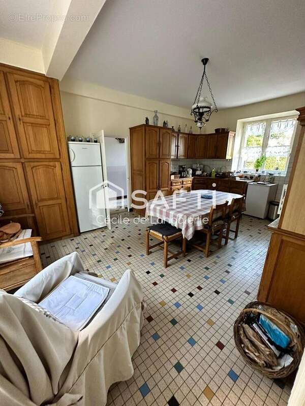 Photo 5 - Maison à AZAY-LE-FERRON