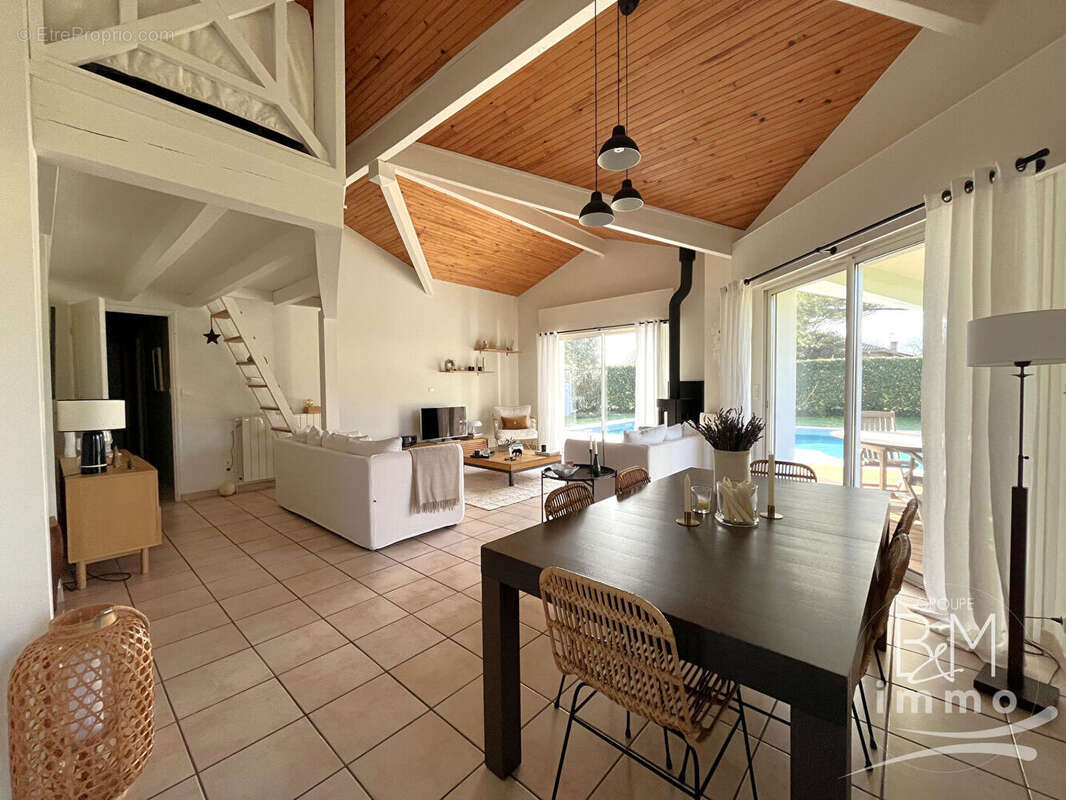 Maison à TOSSE