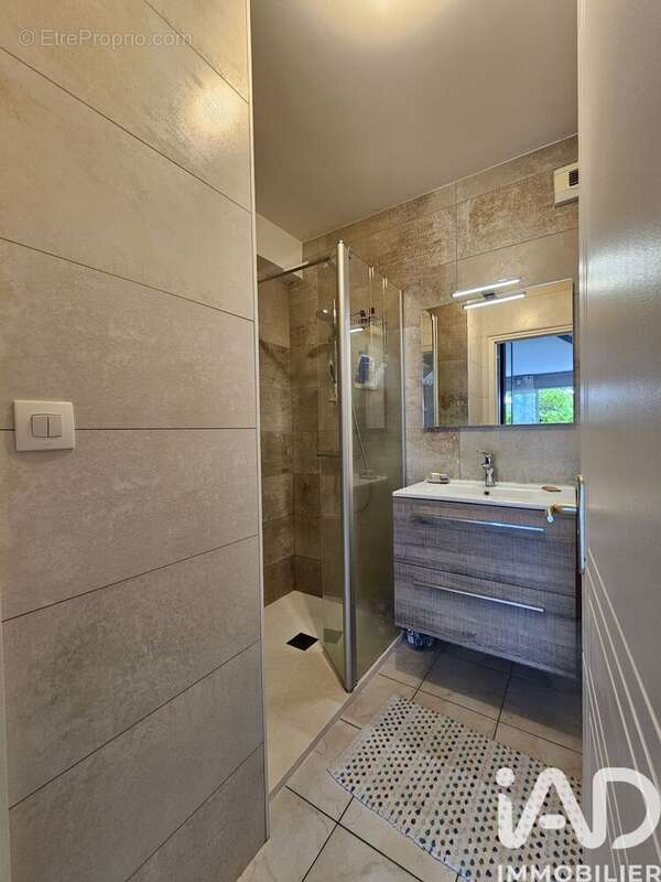 Maison 136 m² à La Chapelle-Sur-Erdre  - photo 7