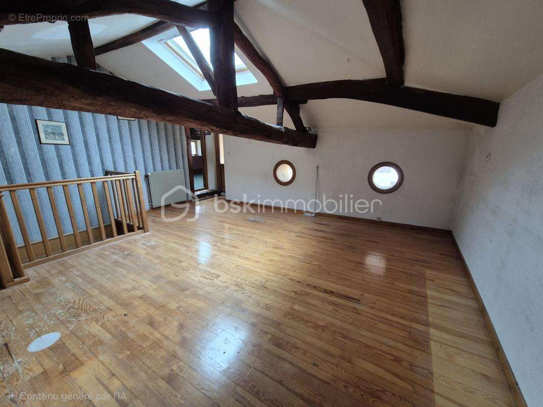 Ancienne ferme avec terrain - photo 15
