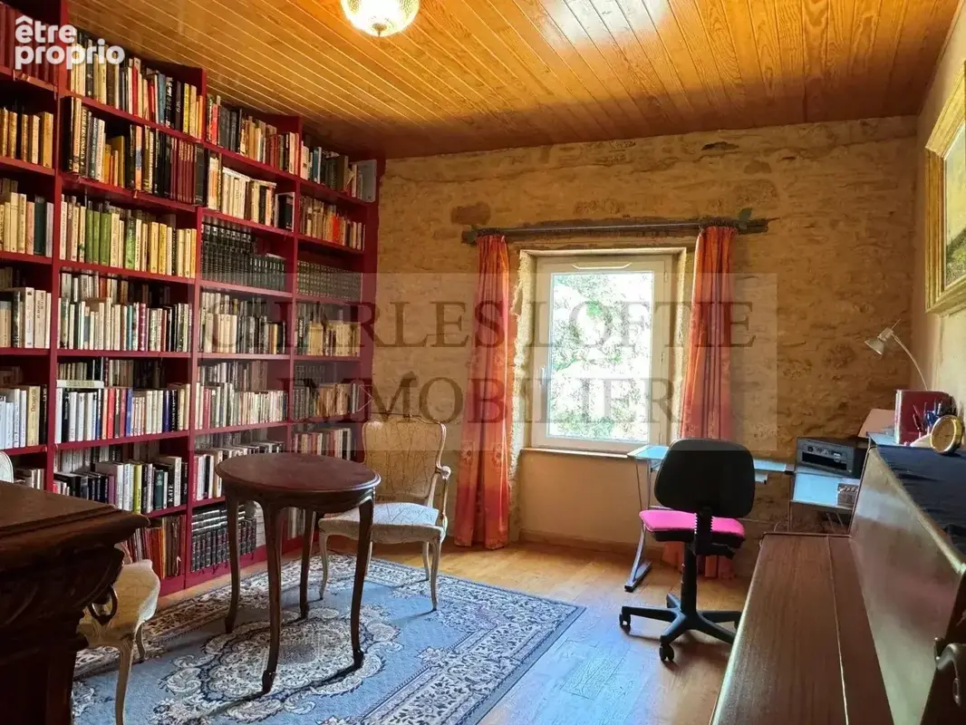 Charmante maison de village avec piscine intérieur dans le bourg d'un village du Bourian - photo 6