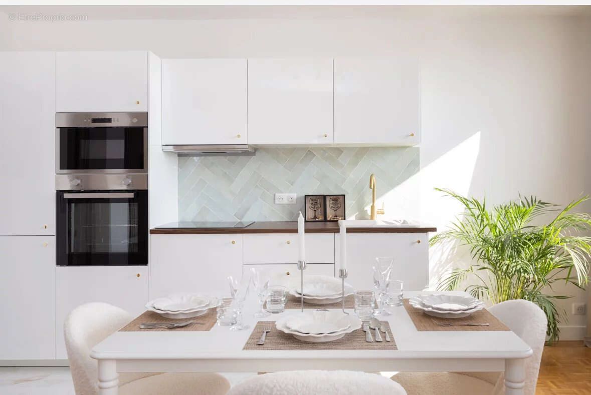 Appartement à PARIS-20E