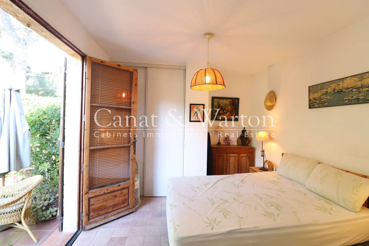 Appartement à LA CROIX-VALMER
