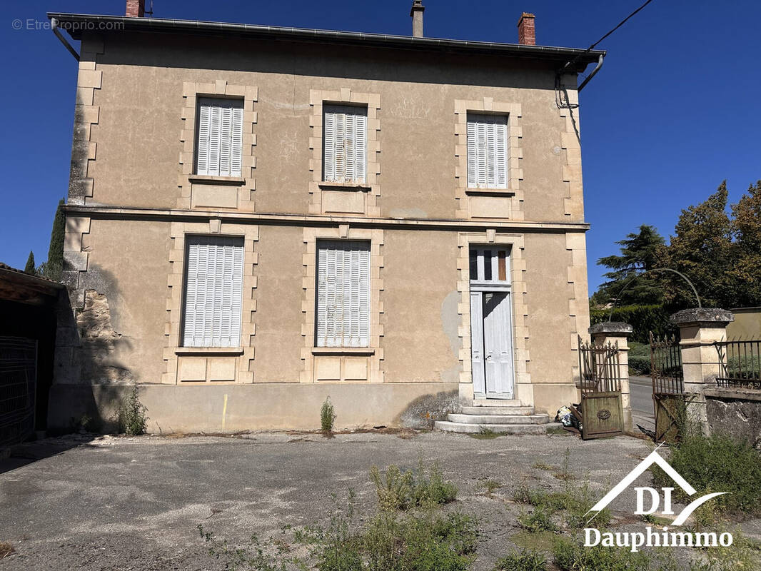 Maison à MOURS-SAINT-EUSEBE