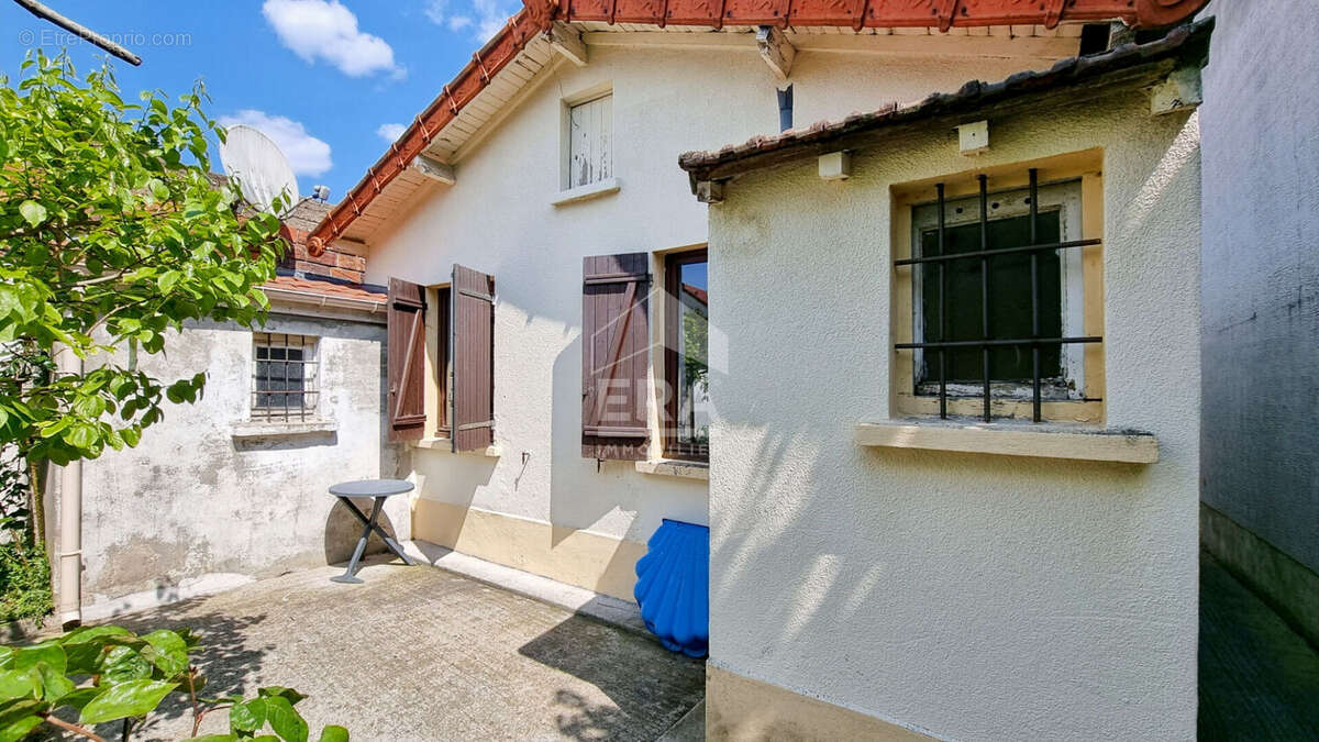 Maison à MONTREUIL