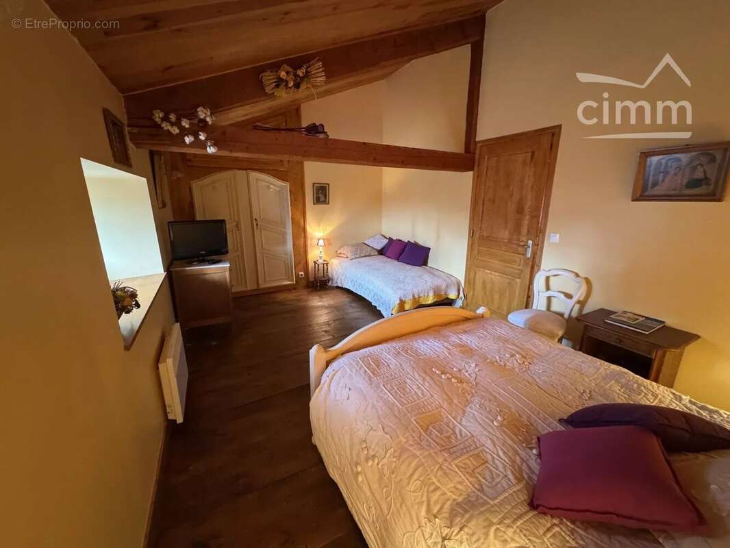 Maison de village en pierre - photo 12