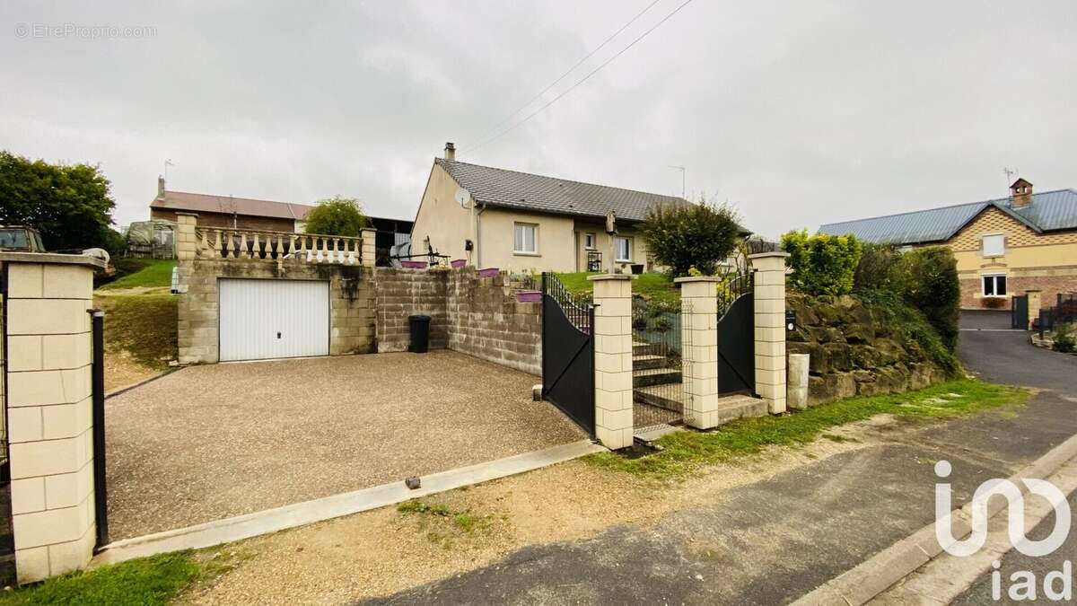 Photo 2 - Maison à VOUZIERS